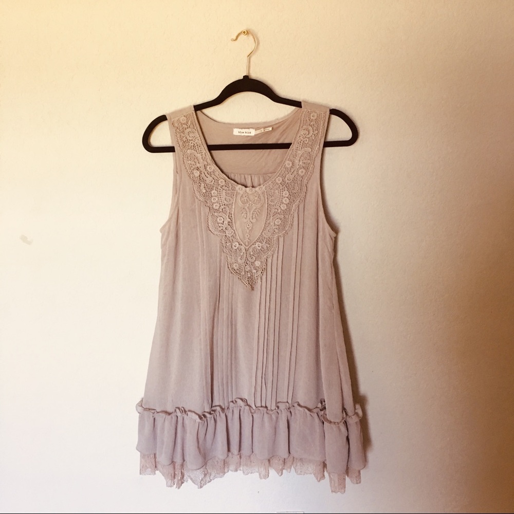 Blue Bird Beige Tank Top w/Lace size M